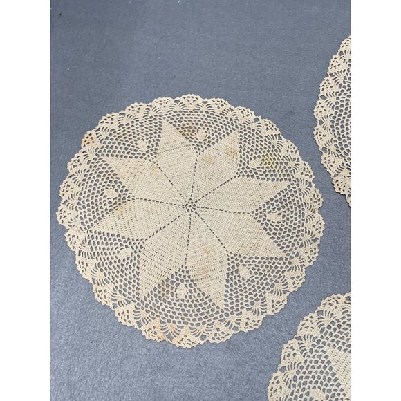 Vintage Lace Doilies Set of 3 Beige Round Crochet Table Decor 11.5" & 9.5" - Picture 4 of 8